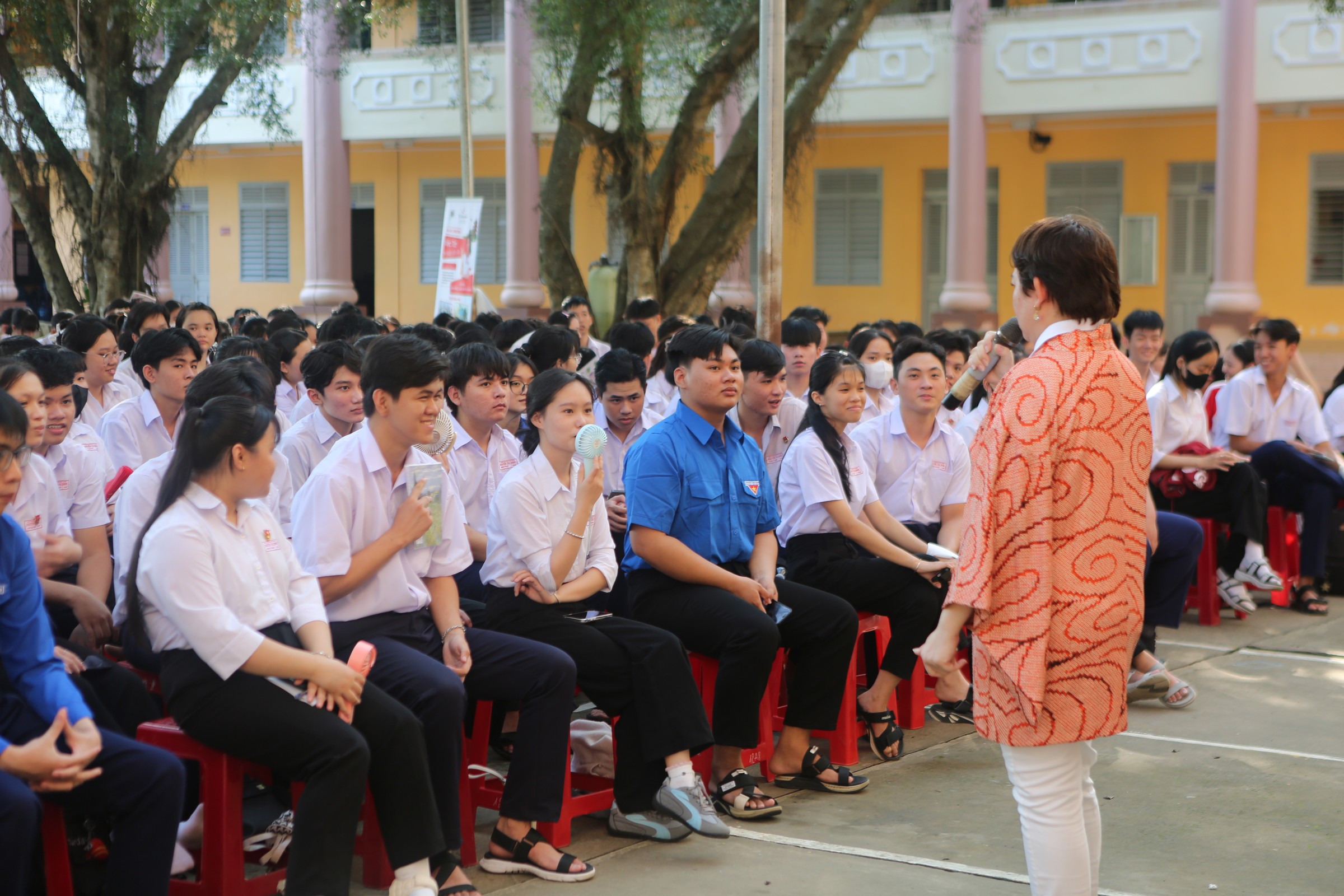 Khai mạc hướng nghiệp và tuyển chọn nhân lực